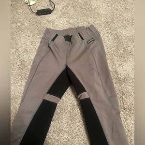 kerrits size small olive green breeches!